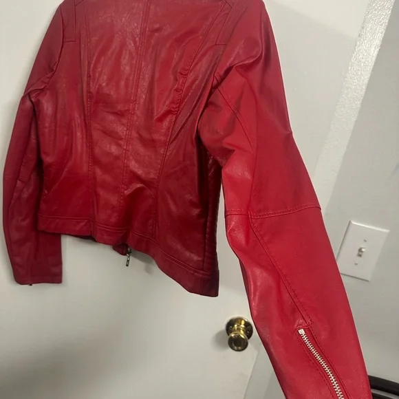 Guess Red faux Leather Motorcycle Jacket with Stand-up Collar - Picture 5 of 8